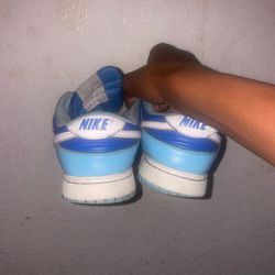 Nike Blue Dunks Size 9. In Men 