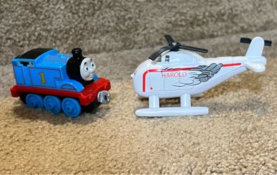 Thomas The Train & Friends Harold w/ wings  Helicopter set of 2