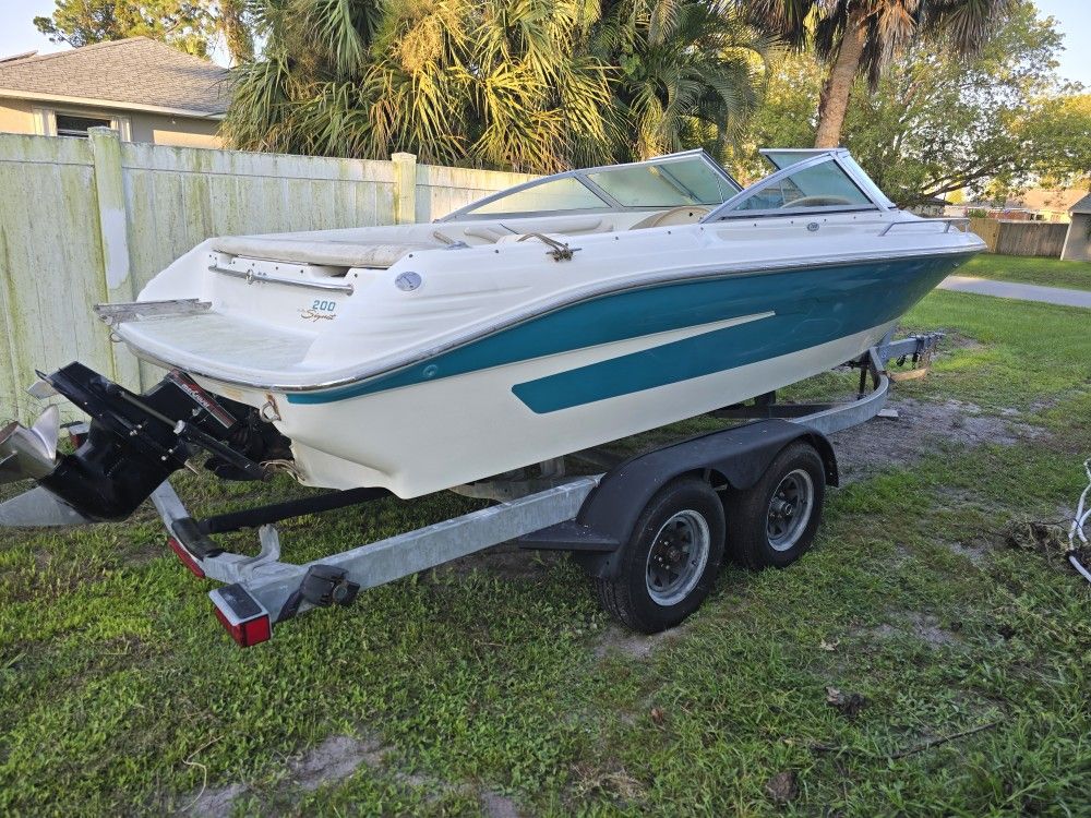 20ft Sea Ray Signature Select CLEAN