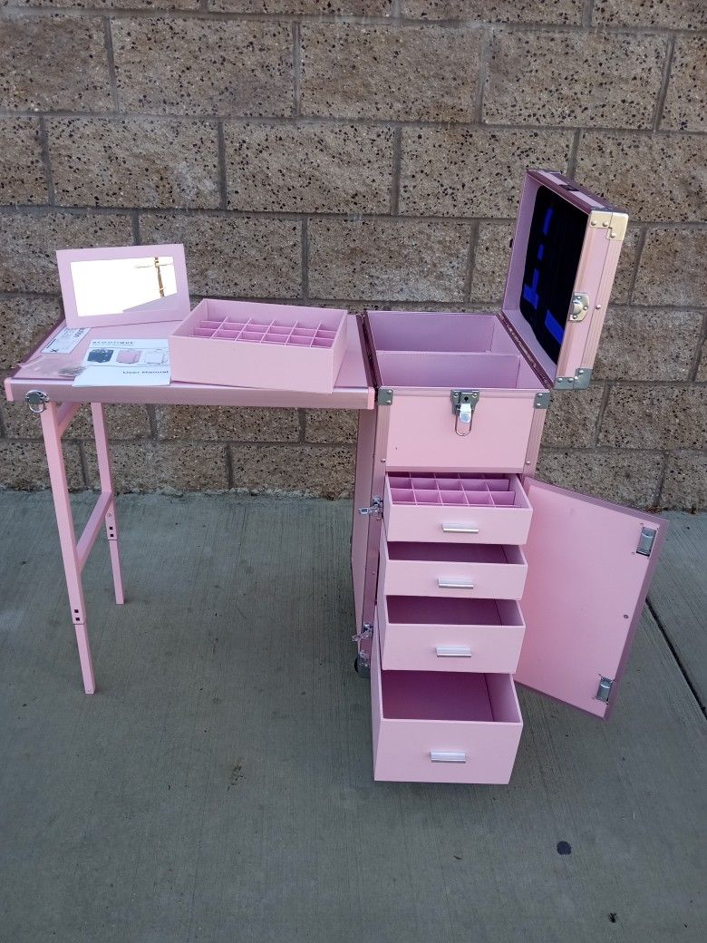 Brand New Pink Rolling Makeup Case With Table For 260