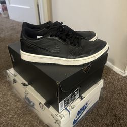 Jordan 1 Low Golf Croc Black