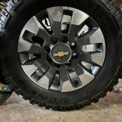 Wheels In Tires Lt 35x12.50r20 8 Lug Chevy Silverado Gmc Utility Truck 8x180 