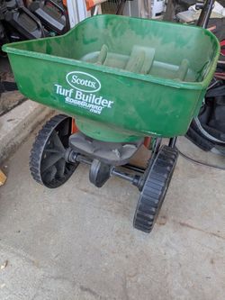 Seed spreader