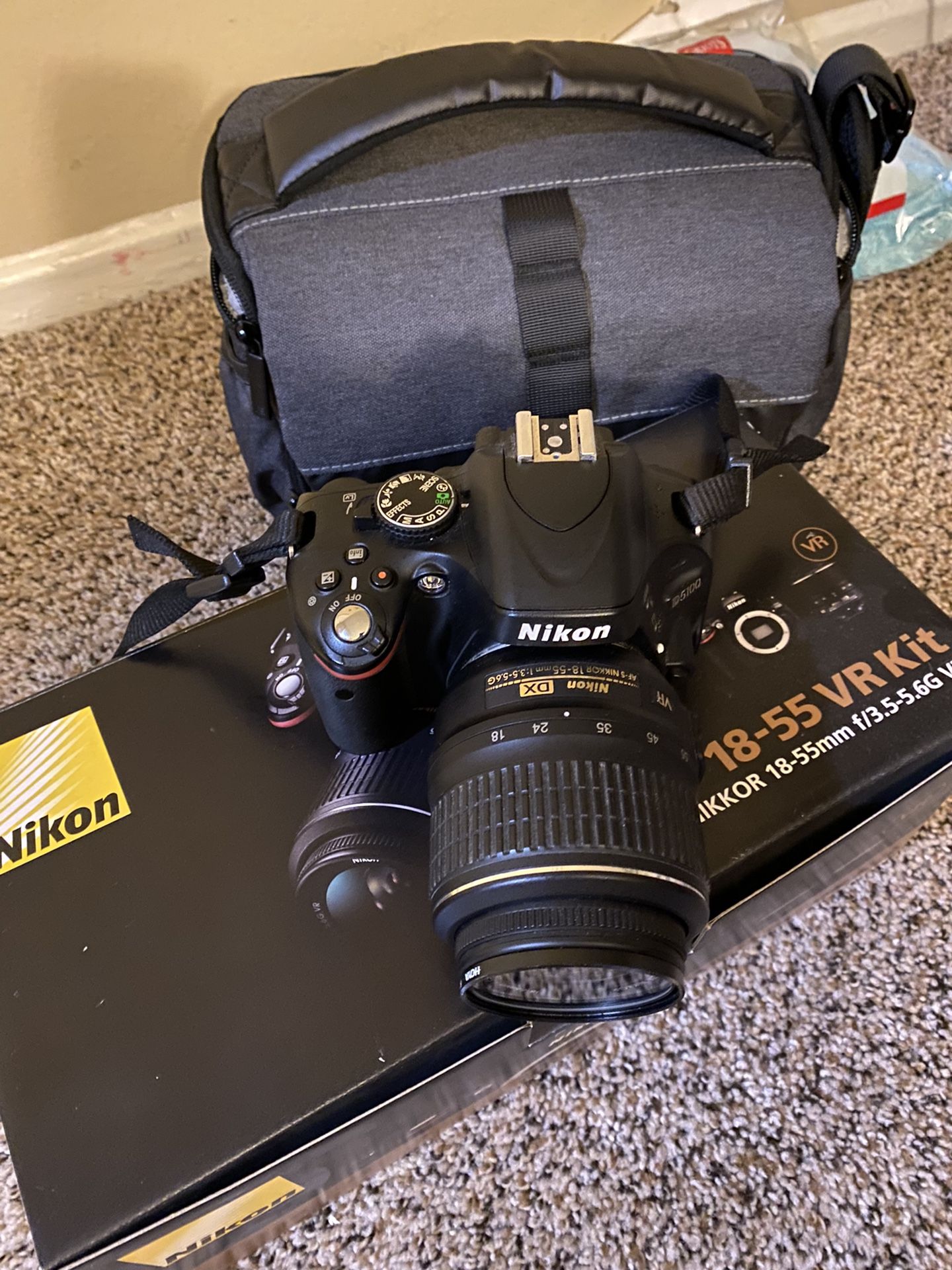 Nikon D5100 18-55 VR kit DSLR Camera