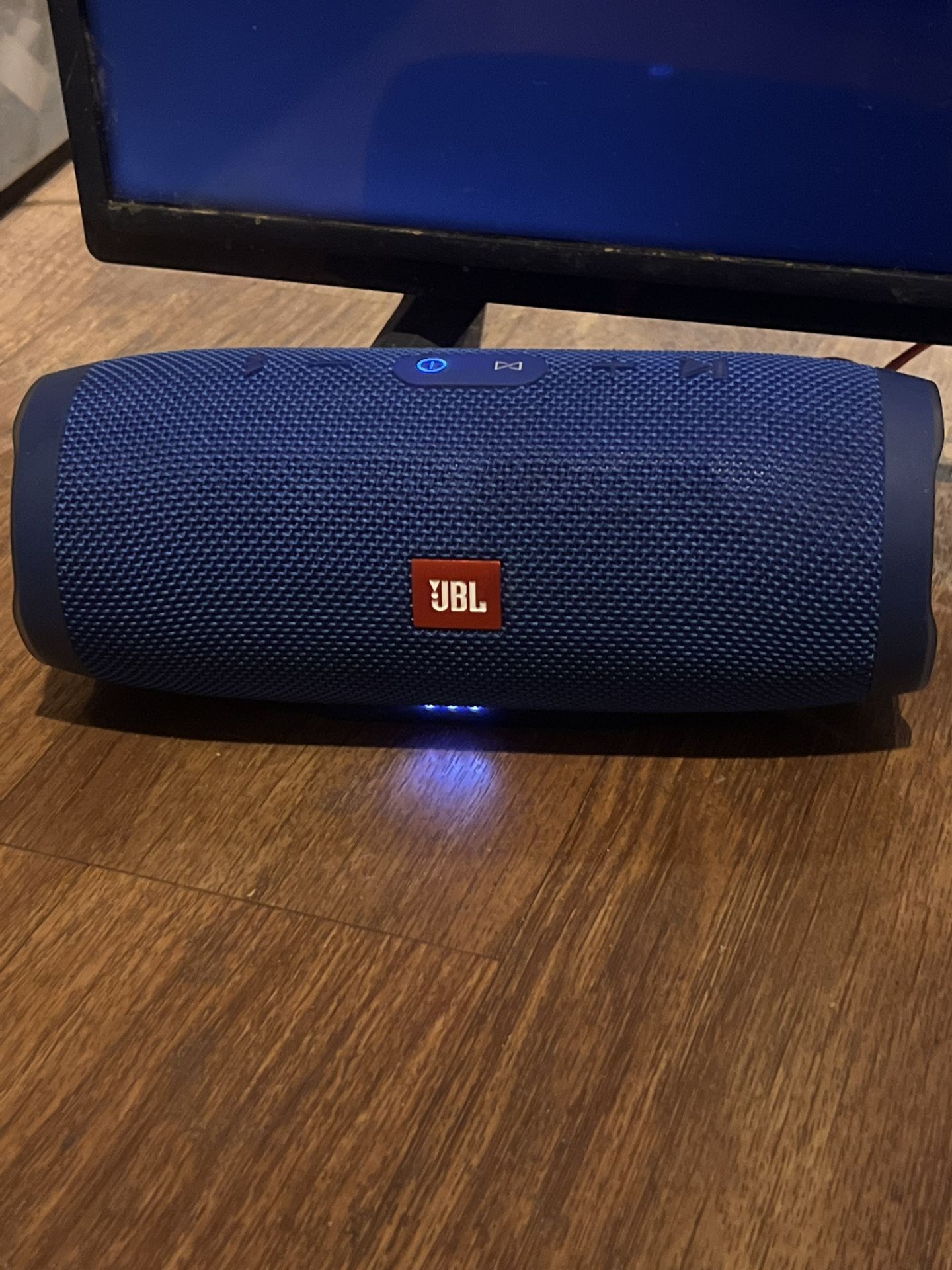 Jbl Bluetooth speaker