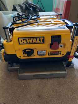 Dewalt 735 13” planer