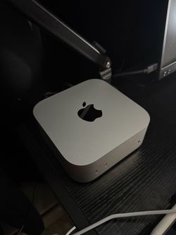 Apple - Mac mini Desktop - Latest Model - M4 chip - Built for Apple Intelligence