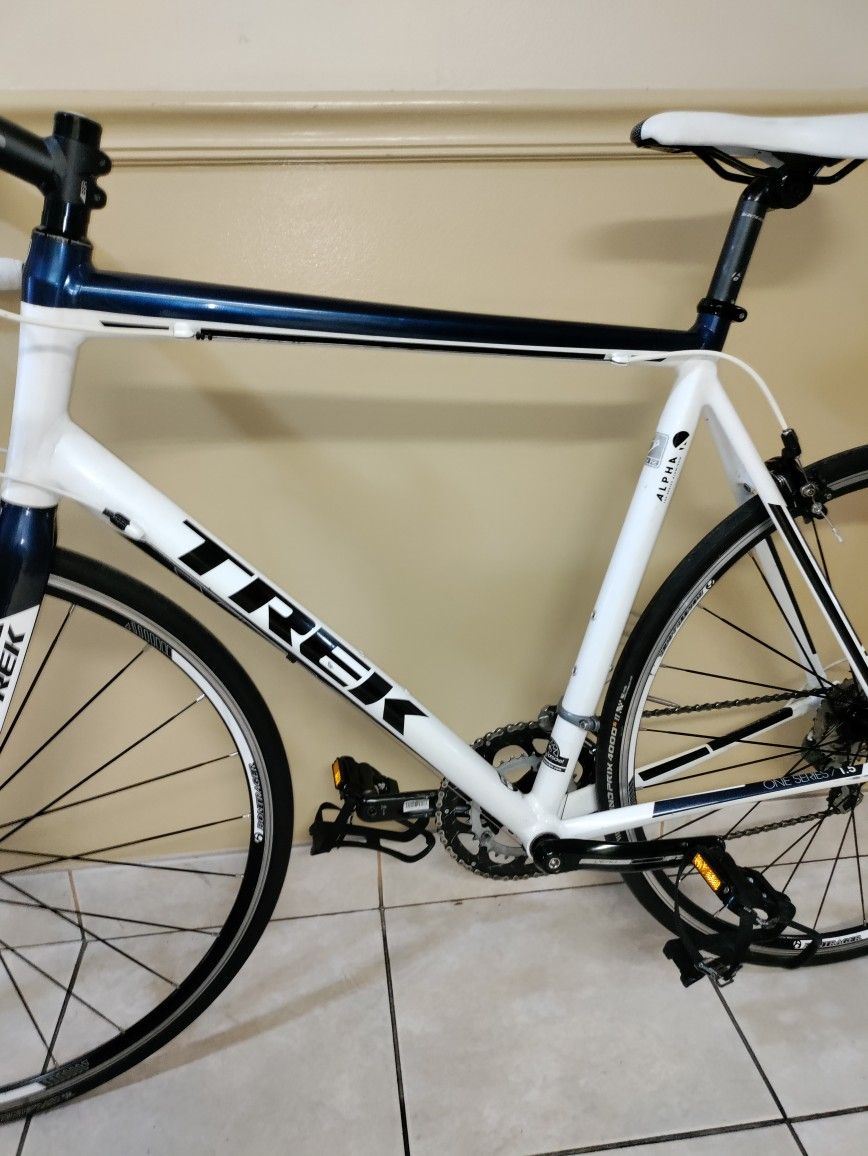 TREK ロードバイク ONE SERIES 1.5 2015年 - 自転車 TREK ロードバイク ONE SERIES 1.5 2015年 - 自転車