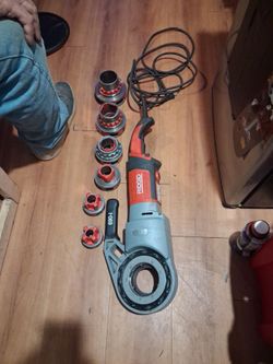 RIGID 690-I PIPE THREADER