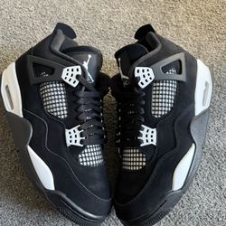 Jordan 4 White Thunder Size 10