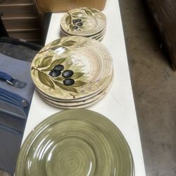 Hand Painted Dinner And Dessert Plates
