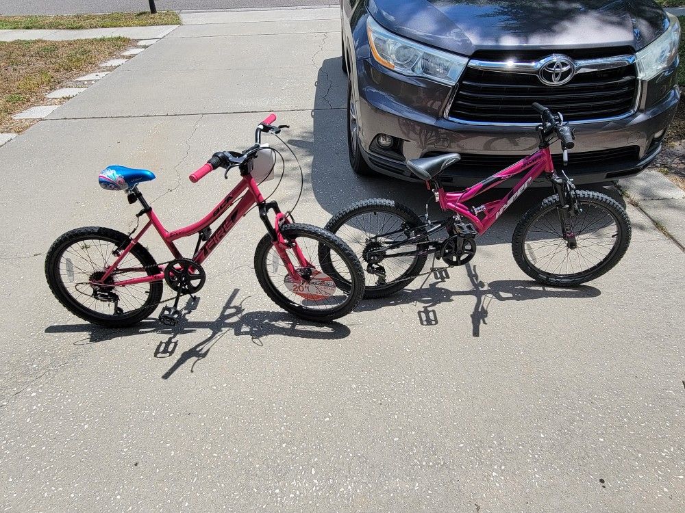 BCA 20-inch Crossfire Girl's Mountain Bike, Hyper Swift Magenta Girls Bike 20" Mountain bike