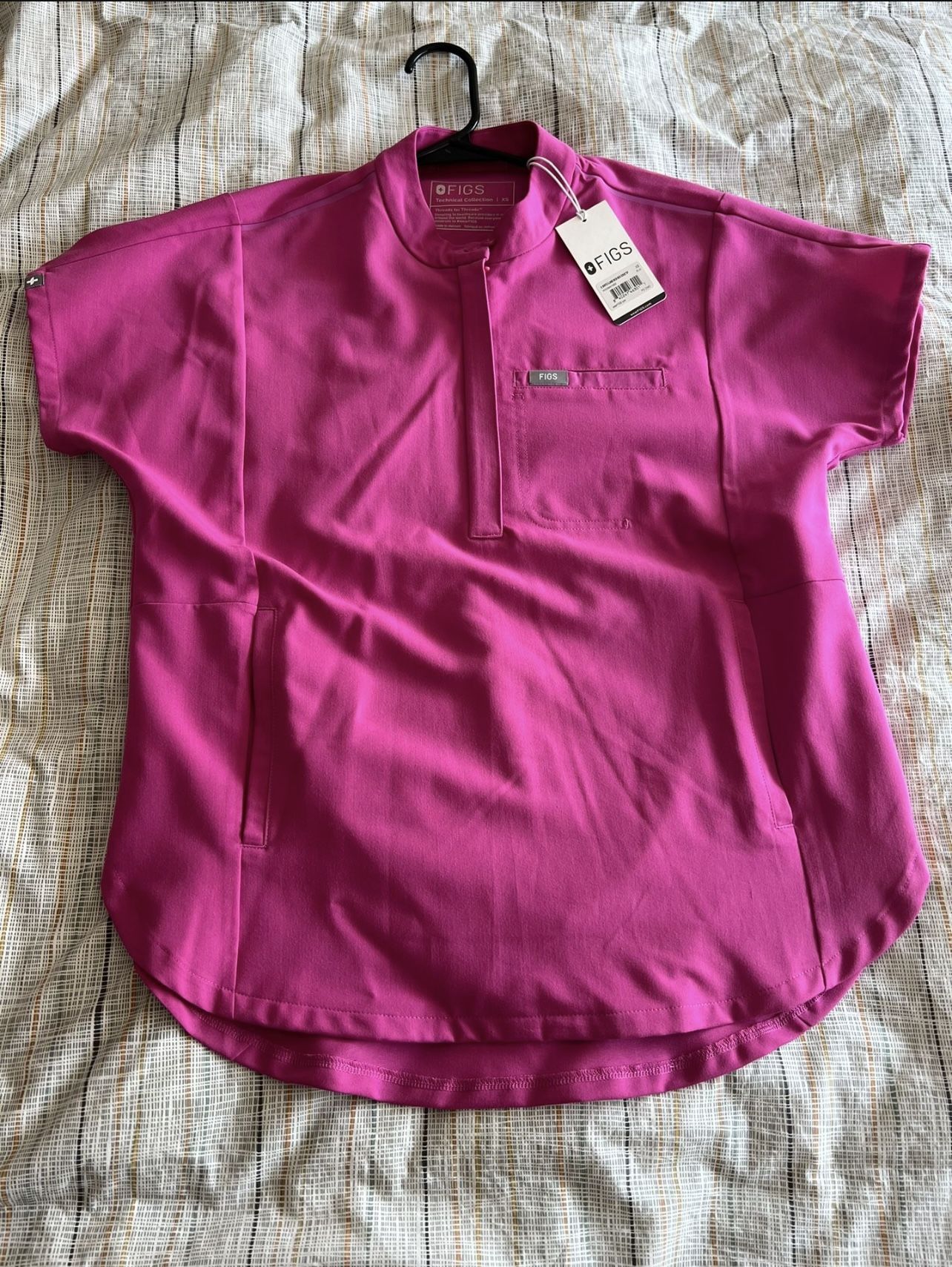 FIGS womans Scrubs Orchid NWT