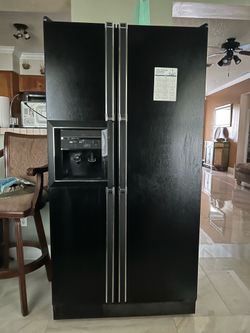 Refrigerator (Full Size)