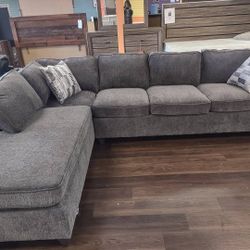 New Sectional Sofa With Reversible Chaise Position And Removable Seat Cushions