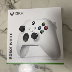 Xbox controller robot white
