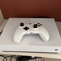 Xbox One S 1TB All Digital Edition (Disc Free Gaming) + Wireless Controller – Great Condition