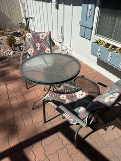 Outdoor Patio Table and Chairs Set