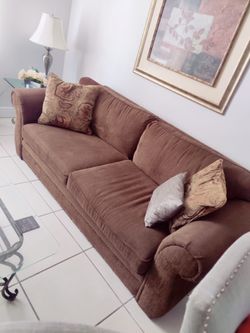 LIVING ROOM SOFA