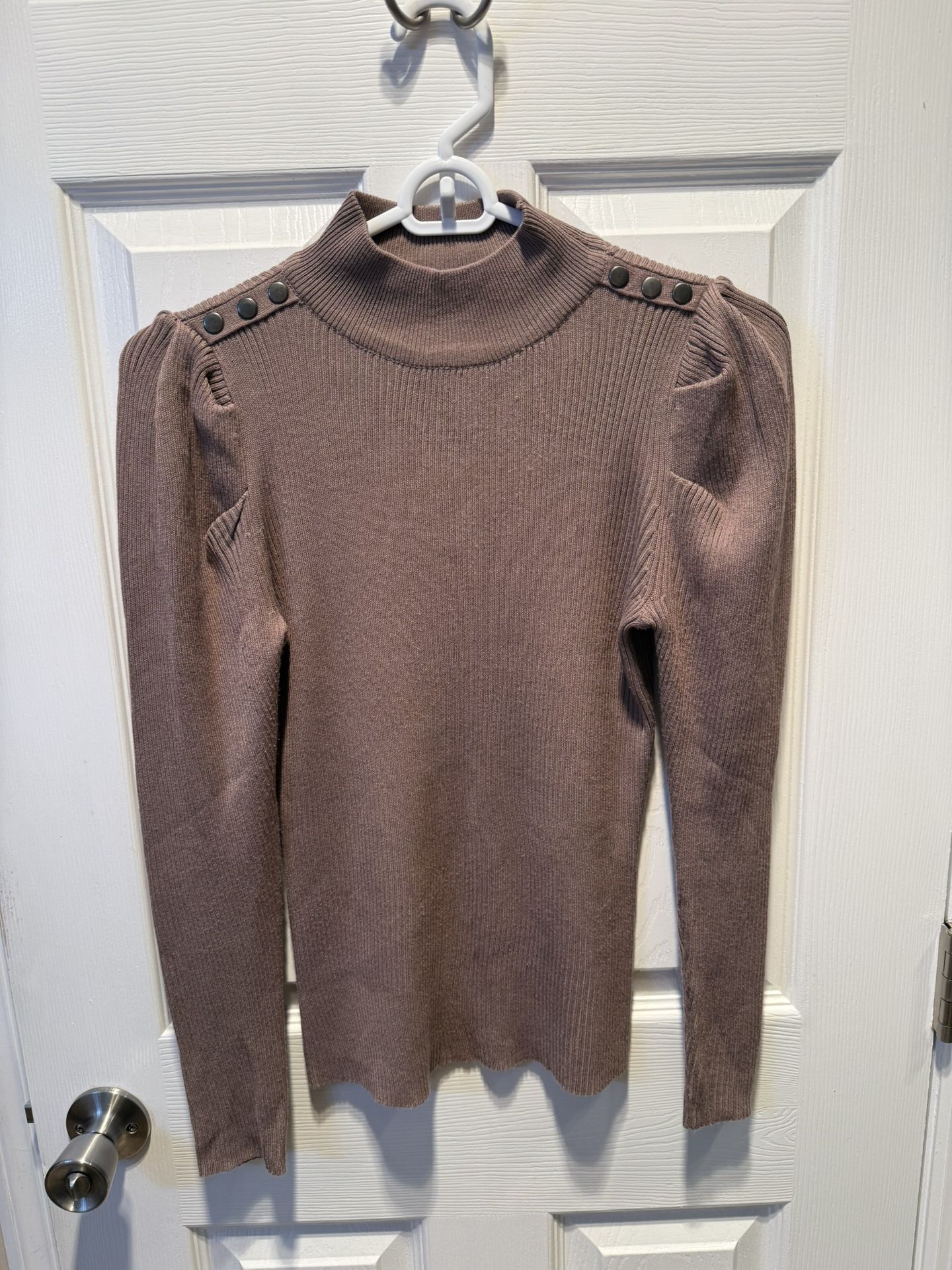 Tahari Mauve Long Sleeve Top with Buttom Detail