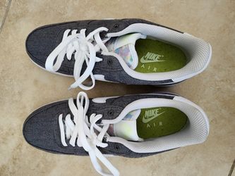 Brand New NIKE AIR Force  1  Woman  Shoes 