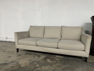 Beautiful Beige Three Seater Couch / Sofa 🚚FREE DELIVERY 🚚 