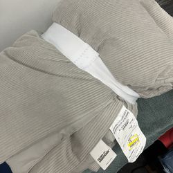 Room Essentials - Corduroy Plush Comforter - Twin/Twin XL - Gray