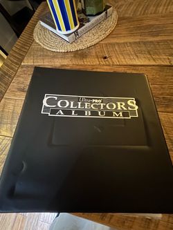 Ultra Pro Collectors Album Binder 225+ random sports card