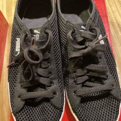 Pumas Shoes