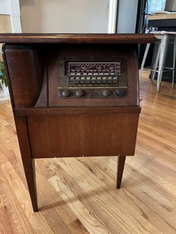 Antique Radio Table 