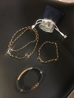 Jewelry set- 1 chain, two bracelets