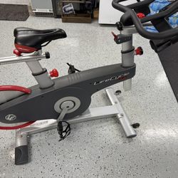 Lifecycle GX  Spin Bike - Excellent! 