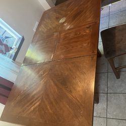 Dinner Table 