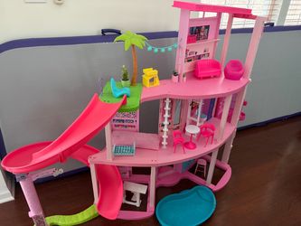 Barbie dream house 2024