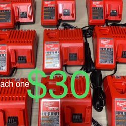 Milwaukee New Charger m12 M18 $30 Each One Nuevos 