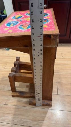 Princess custom made wood girls folding chair too attached