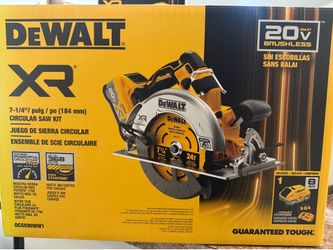 XR 20-volt Max 7-1/4-in Brushless Cordless Circular saw kit