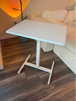 Adjustable table