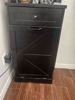 Trash cabinet
