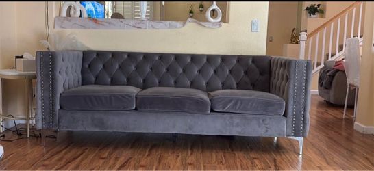 Gray Velvet Tufted Chesterfield Sofa