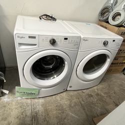 WHIRLPOOL WHITE WASHER AND GAS DRYER