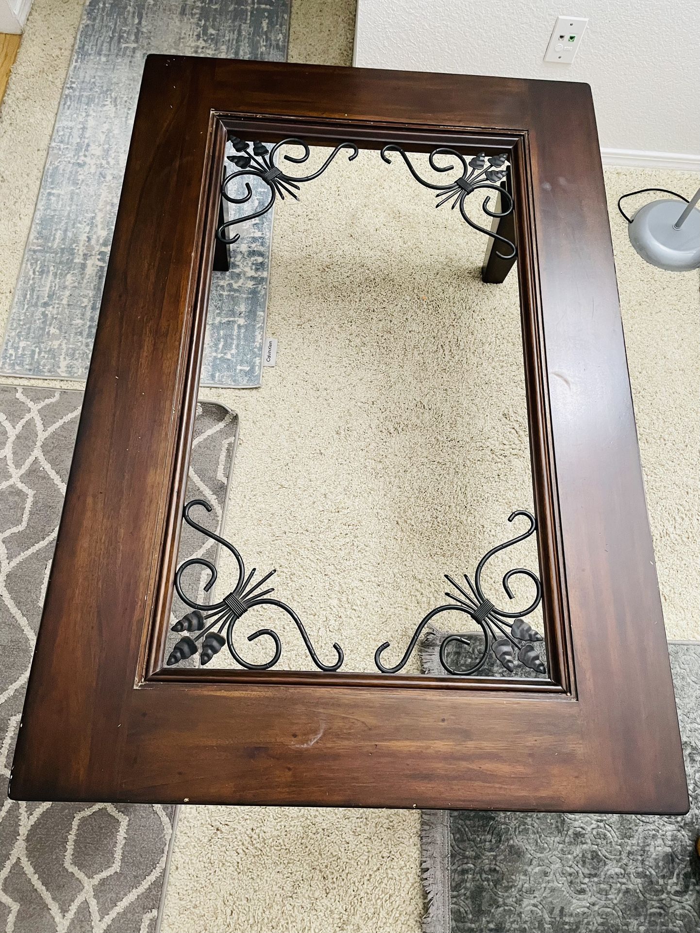 Tea Table - Classic wooden Frame