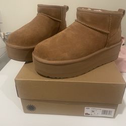Uggs Classic Ultra Mini platform