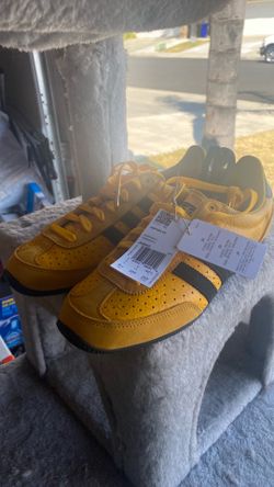 Adidas Japan Core Yellow Black (Women's 8 1/2)