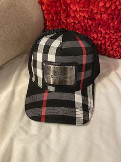 BURBERRY HAT