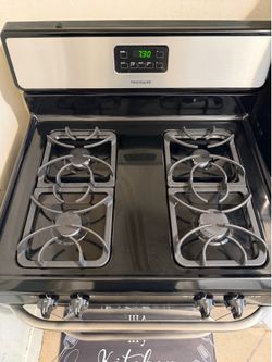 Frigidaire Stainless Steel Gas Stove