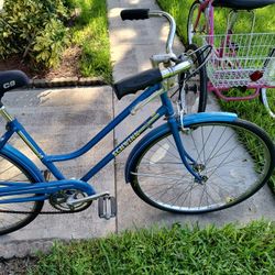 1985 Schwinn Collegiate 3 Cruiser Cafe Bike Has Brand New Tubes! Great Condition! 26" 3 Speed 