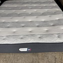 King size Beautyrest Platinum Back Care 3X Bed