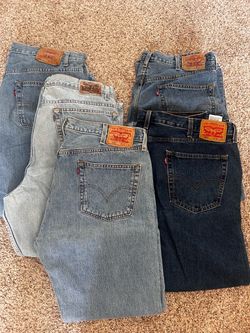 Men’s Levi’s like new $20 each or 5 for $80
