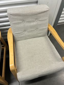 Arm chairs / Accent Chairs